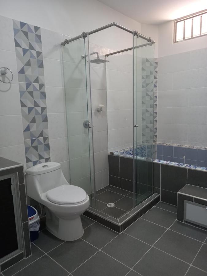 Proyecto Moonlight Apartment Villavieja Luaran gambar